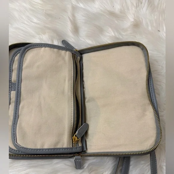 Minooy l Stylish Gray leather Crossbody Bag:NWOT - Picture 10 of 15